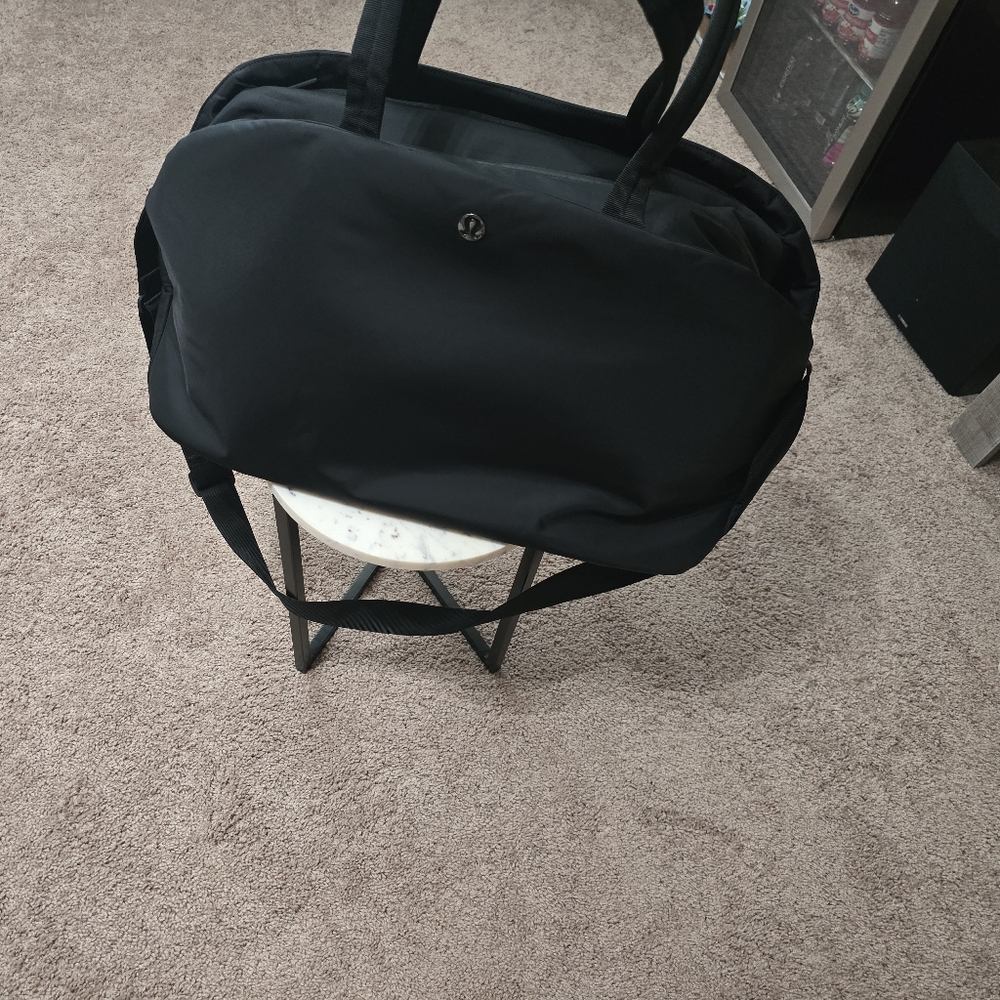 Lululemon 34L